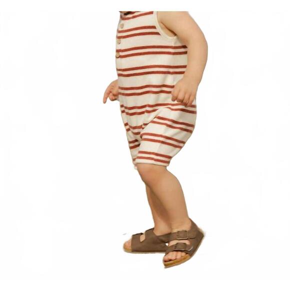 NEW RYLEE + CRU kid's davis stripe romper in red - Picture 3 of 4